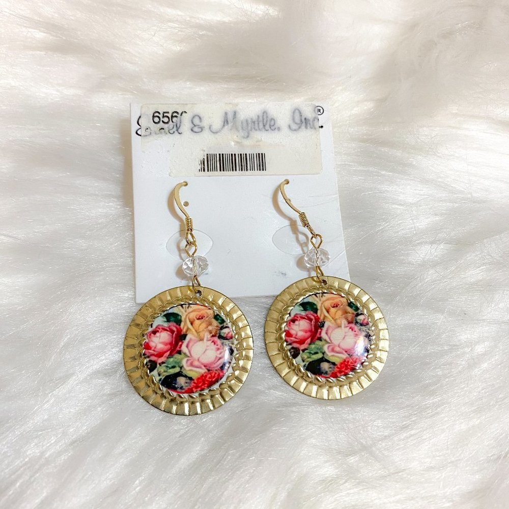 Gold Floral Circle Dangling Earrings NWT